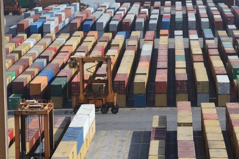 Από το κακό στο χειρότερο – Θεαματική αύξηση 39,1% του εμπορικού ελλείματος